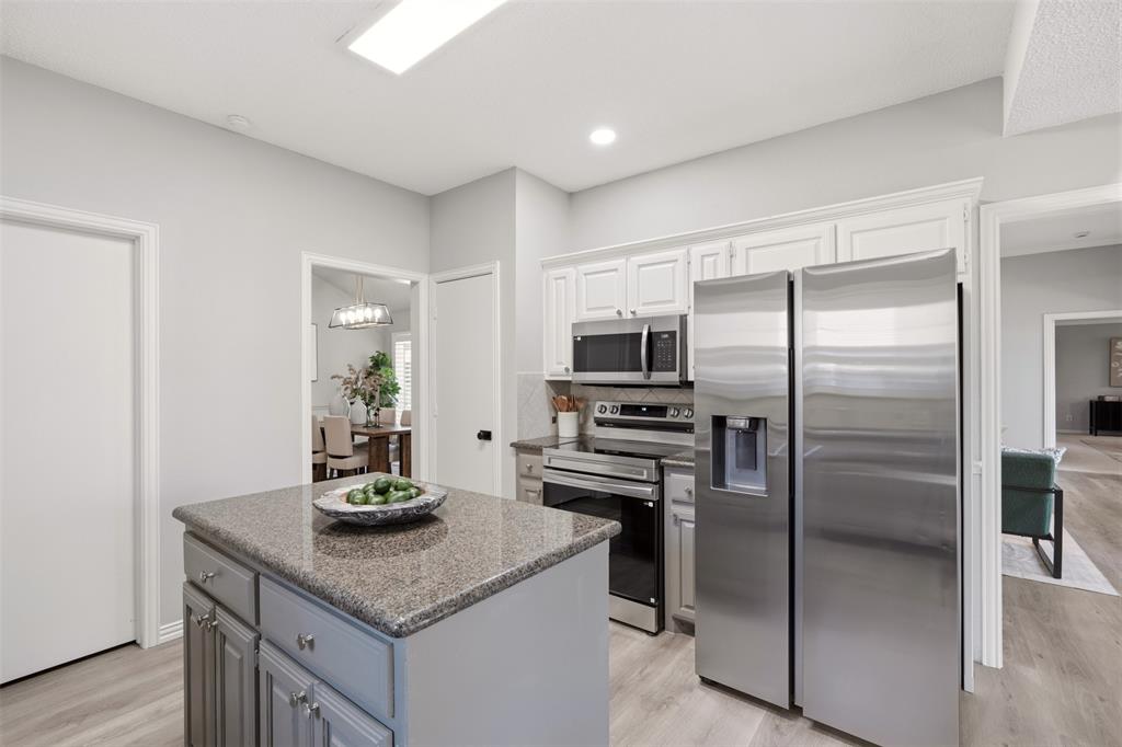 2418 Riverview Drive, McKinney, TX 75071