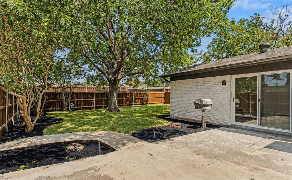 3745 Blue Trace Lane, Farmers Branch, TX 75244