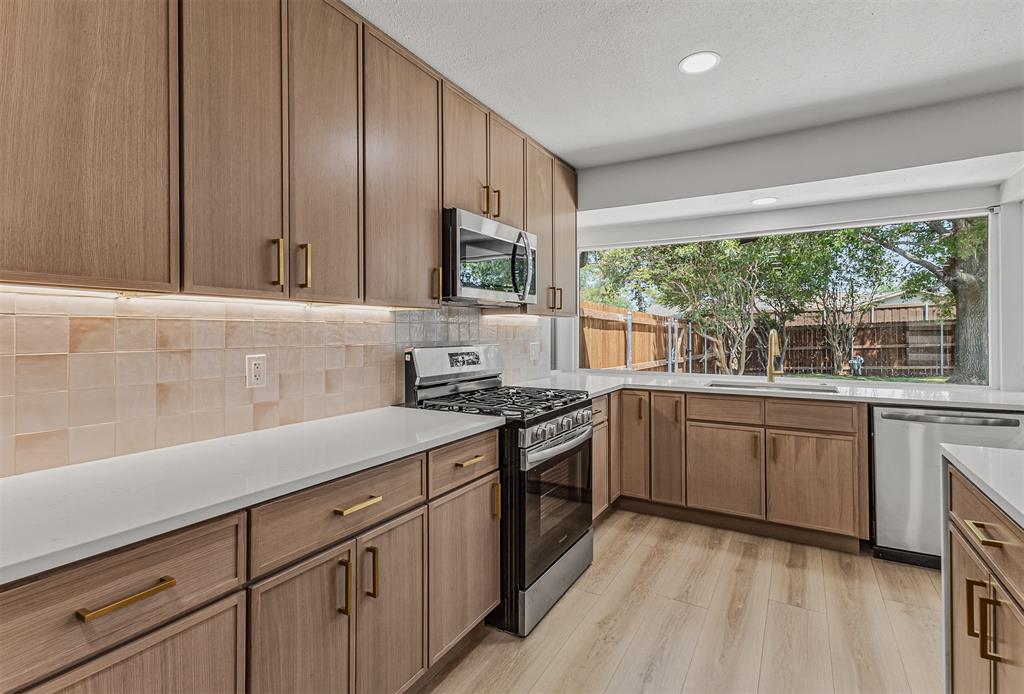 3745 Blue Trace Lane, Farmers Branch, TX 75244