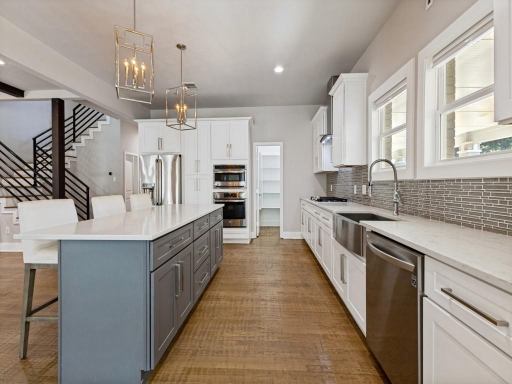 5611 Richmond Avenue, Dallas, TX 75206