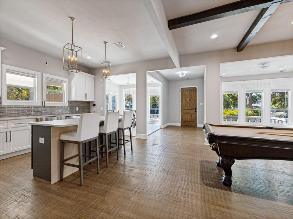 5611 Richmond Avenue, Dallas, TX 75206