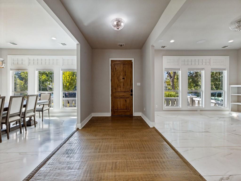 5611 Richmond Avenue, Dallas, TX 75206
