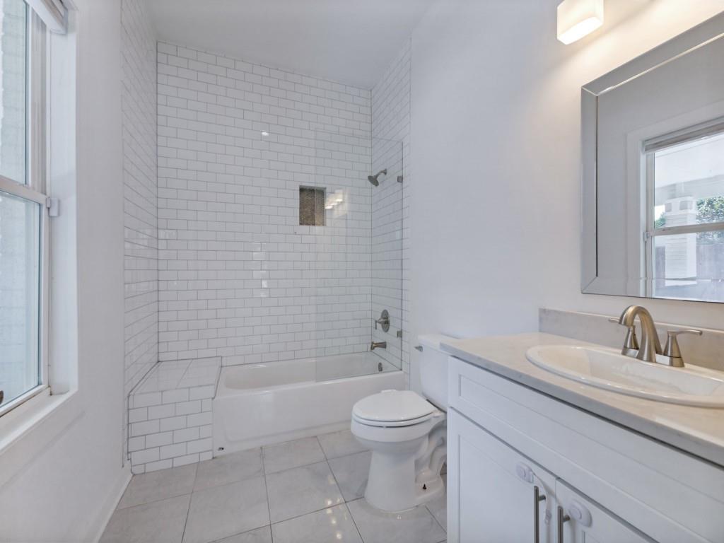 5611 Richmond Avenue, Dallas, TX 75206