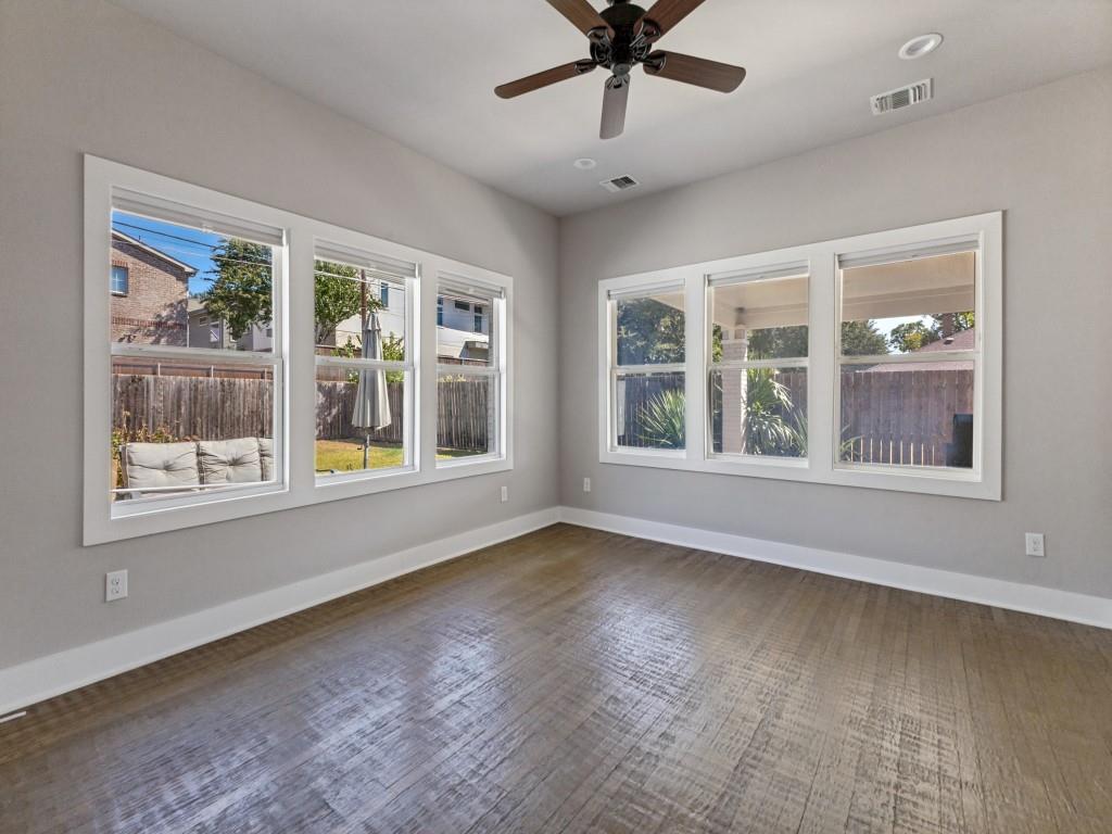 5611 Richmond Avenue, Dallas, TX 75206