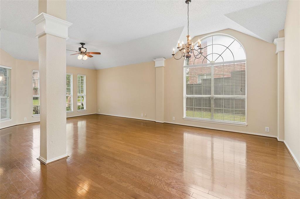 2104 Gent Drive, Plano, TX 75025 2104 Gent Drive, Plano, TX 75025
