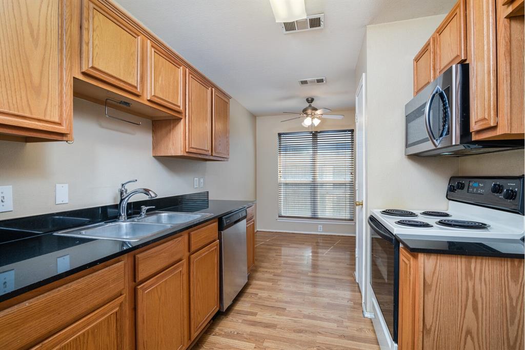 812 Cooper Lane, Royse City, TX 75189