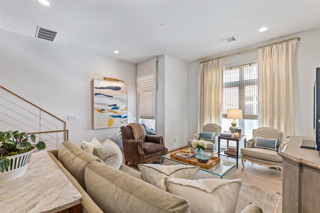 4310 Buena Vista Street, #24, Dallas, TX 75205
