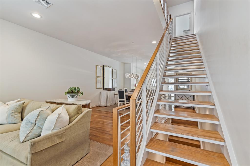 4310 Buena Vista Street, #24, Dallas, TX 75205