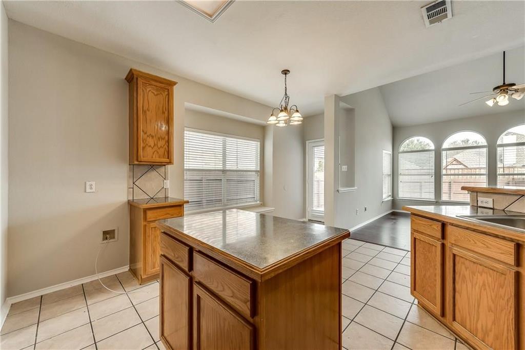 409 Knoll Park Court, McKinney, TX 75072