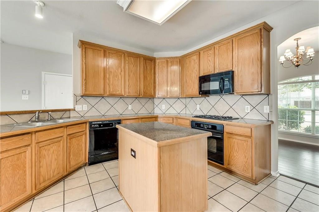 409 Knoll Park Court, McKinney, TX 75072 409 Knoll Park Court, McKinney, TX 75072
