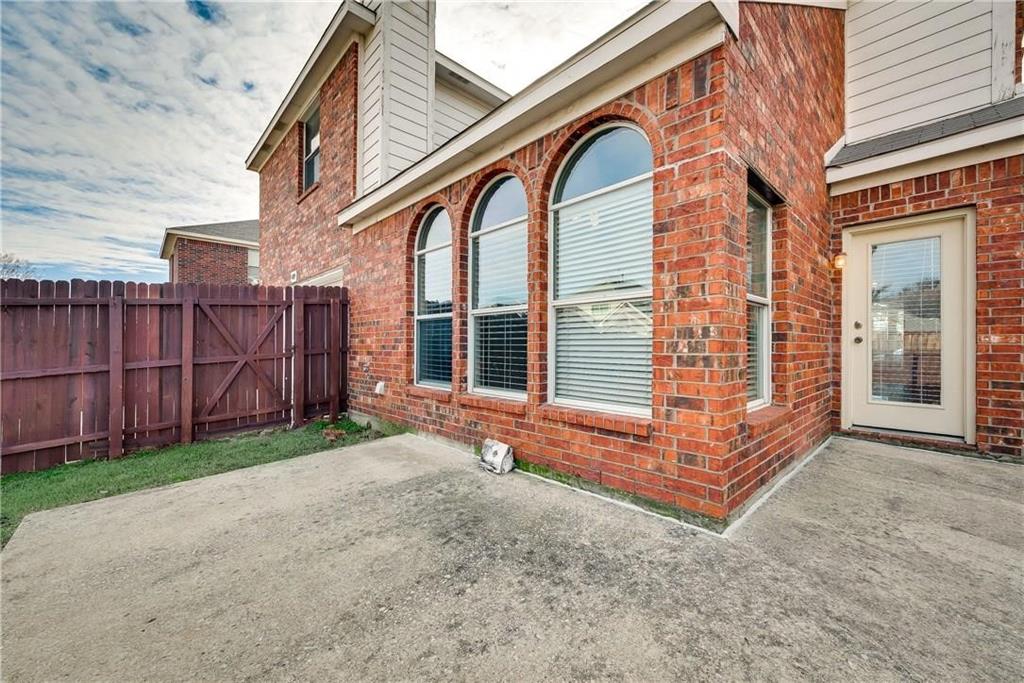 409 Knoll Park Court, McKinney, TX 75072