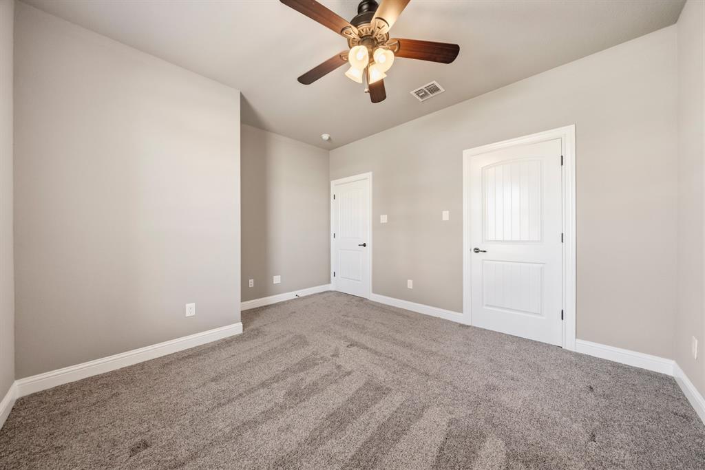 616 Hunton Lane, Robinson, TX 76706