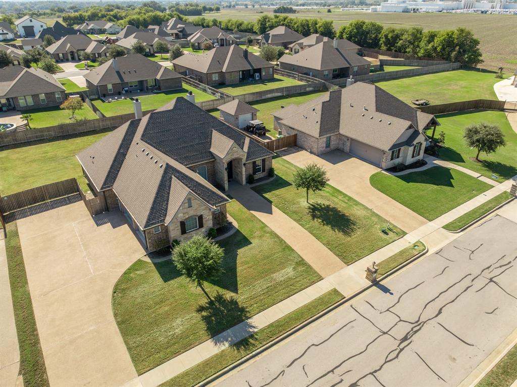 616 Hunton Lane, Robinson, TX 76706