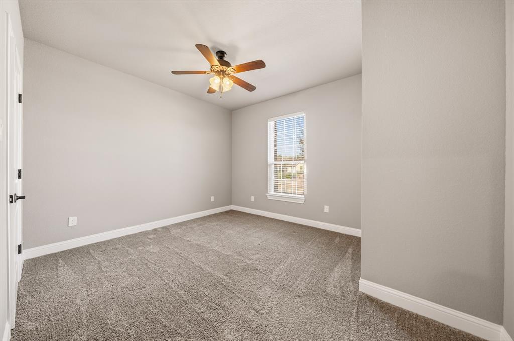 616 Hunton Lane, Robinson, TX 76706