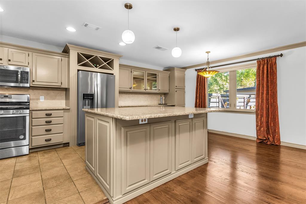 924 Sylvania Drive, Dallas, TX 75218