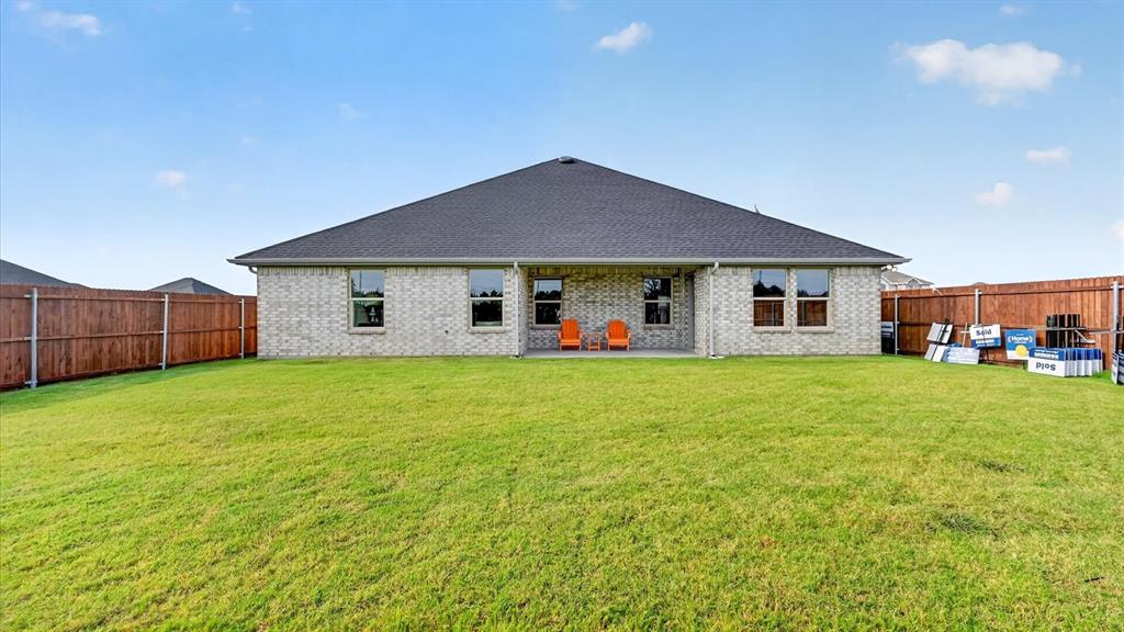 All Home and community information, including pricing, included features, terms, availability and amenities, are subject to change at any time without notice or obligation. All Drawings, pictures, photographs, video, square footages, floor plans, elevations, features, colors and sizes are approximate for illustration purposes only and will vary from the homes as built.
