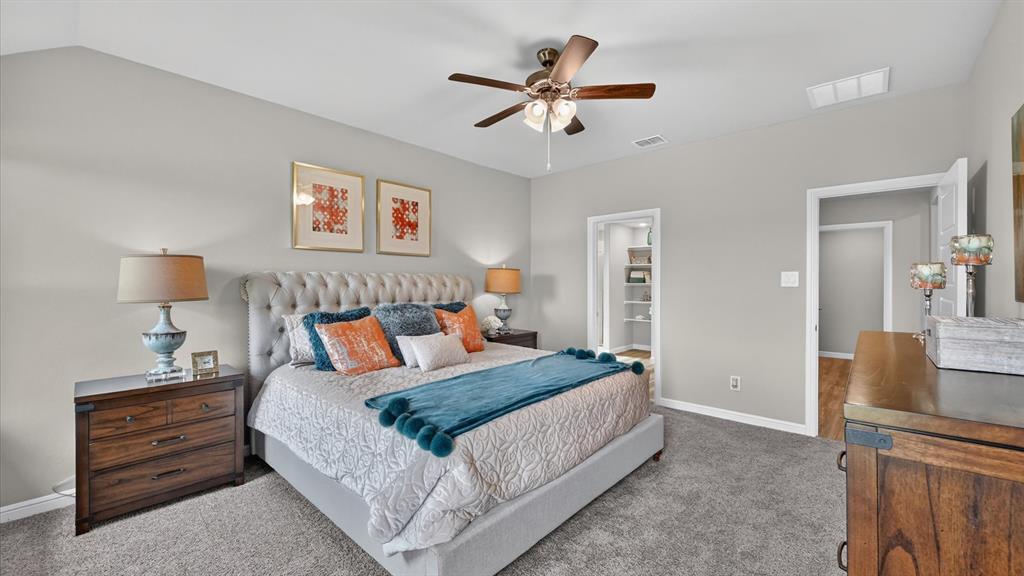 1430 CANTERBURY Trail, DeSoto, TX 75115