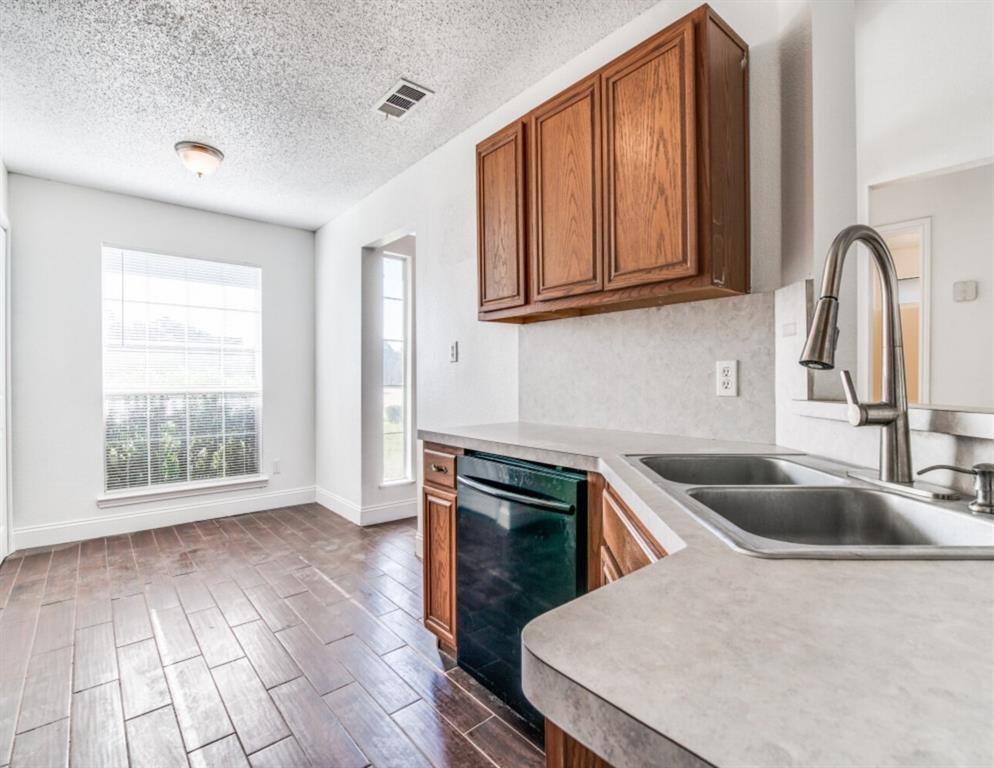 514 Meadow Lane, Forney, TX 75126