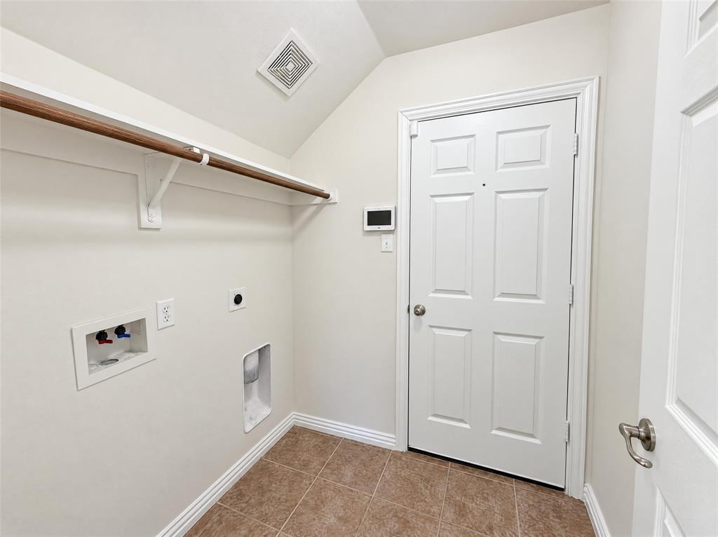 124 Lonesome Dove Lane, Forney, TX 75126