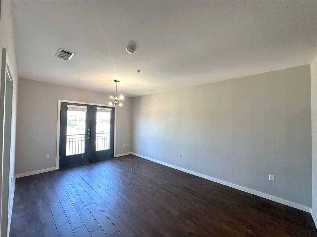 5609 Smu Boulevard, #305, Dallas, TX 75206