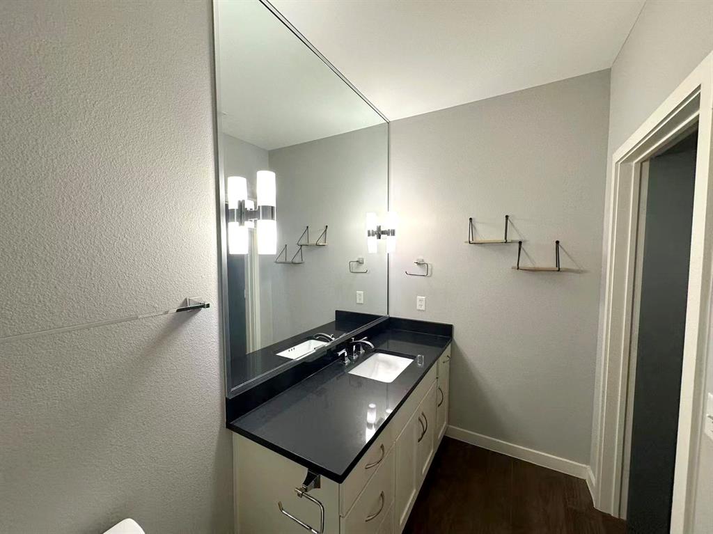 5609 Smu Boulevard, #305, Dallas, TX 75206
