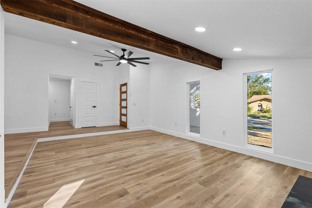 717 Bluebonnet Drive, Grand Prairie, TX 75052