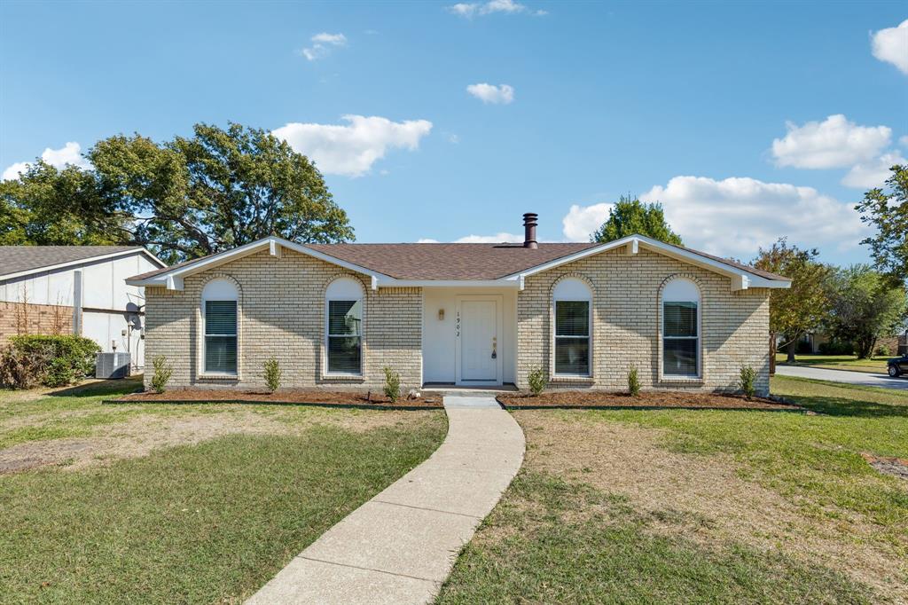 1902 Edna Smith Drive, Garland, TX 75040 1902 Edna Smith Drive, Garland, TX 75040