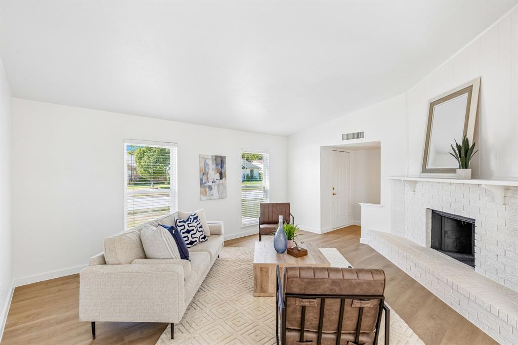 1902 Edna Smith Drive, Garland, TX 75040 1902 Edna Smith Drive, Garland, TX 75040
