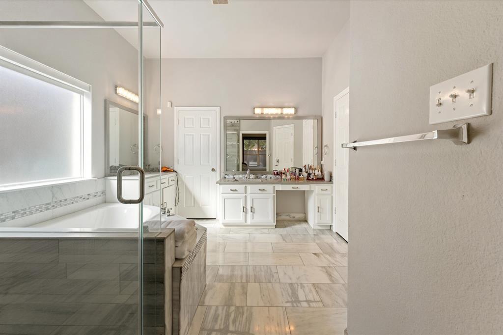 10404 Mateo Trail, Irving, TX 75063