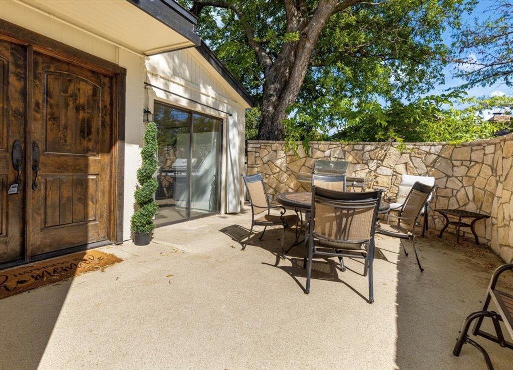 5016 Elms Court, Granbury, TX 76049