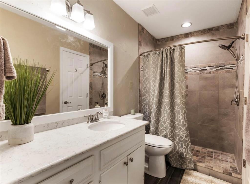 5016 Elms Court, Granbury, TX 76049
