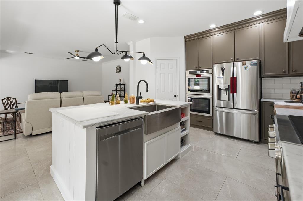 22676 Diamond Bay Drive, Frankston, TX 75763