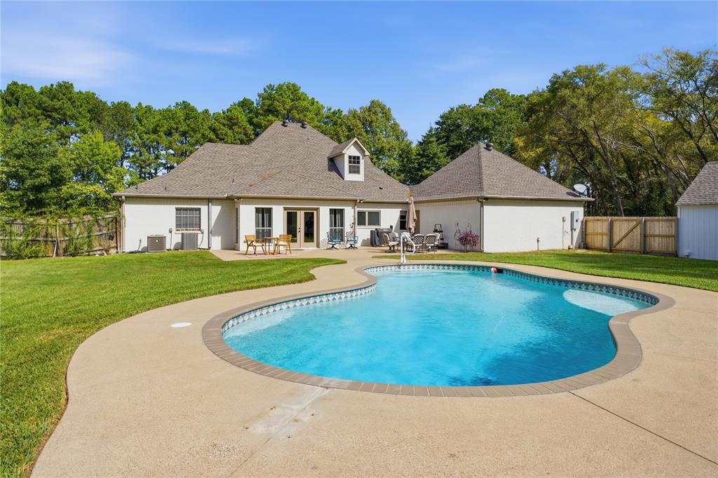 22676 Diamond Bay Drive, Frankston, TX 75763