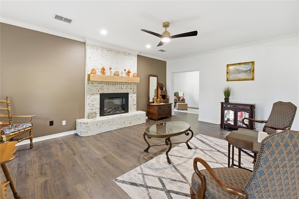 22676 Diamond Bay Drive, Frankston, TX 75763