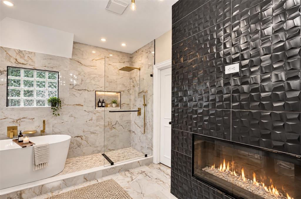 18003 Benchmark Drive, Dallas, TX 75252