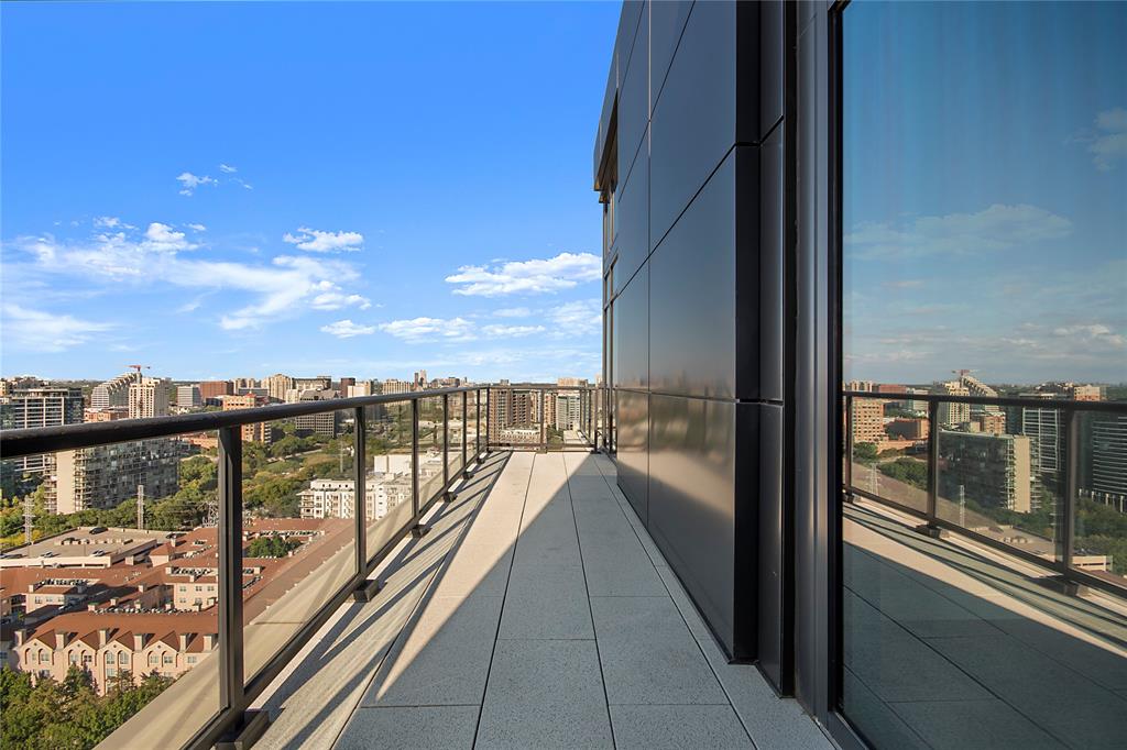3001 Maple Avenue, #2207, Dallas, TX 75201
