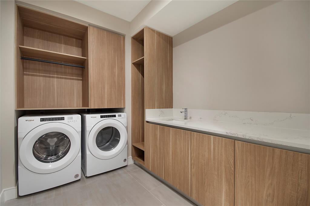 3001 Maple Avenue, #2207, Dallas, TX 75201