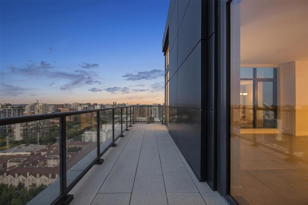 3001 Maple Avenue, #2207, Dallas, TX 75201