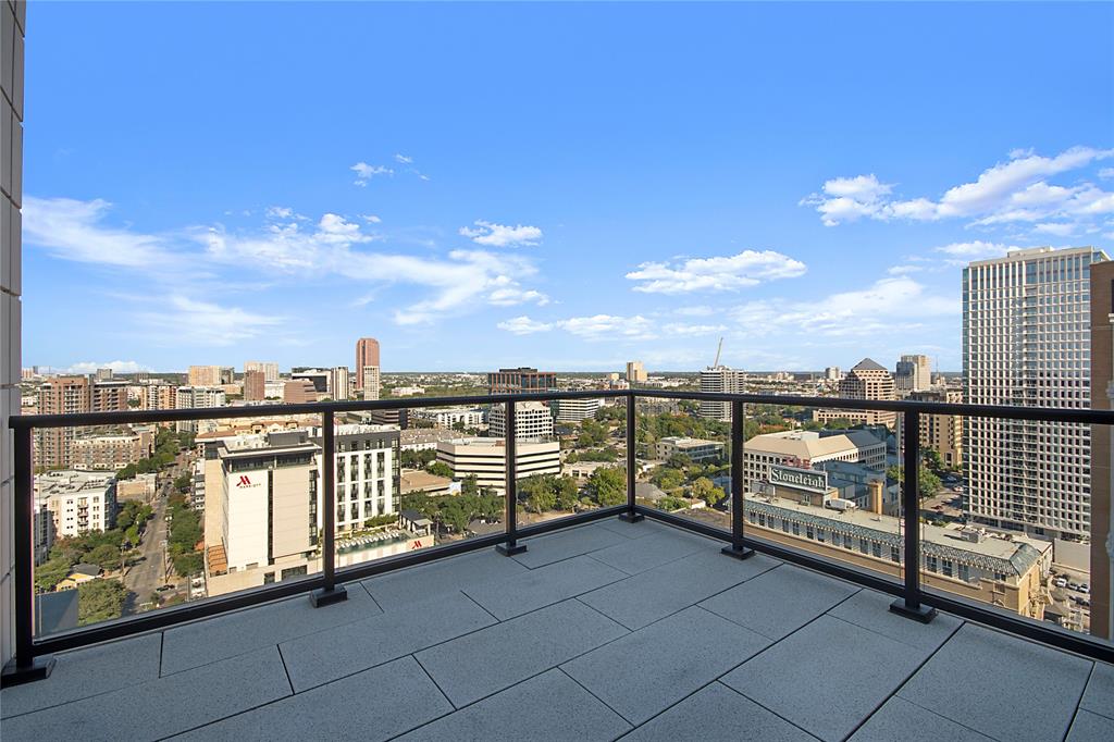 3001 Maple Avenue, #2207, Dallas, TX 75201