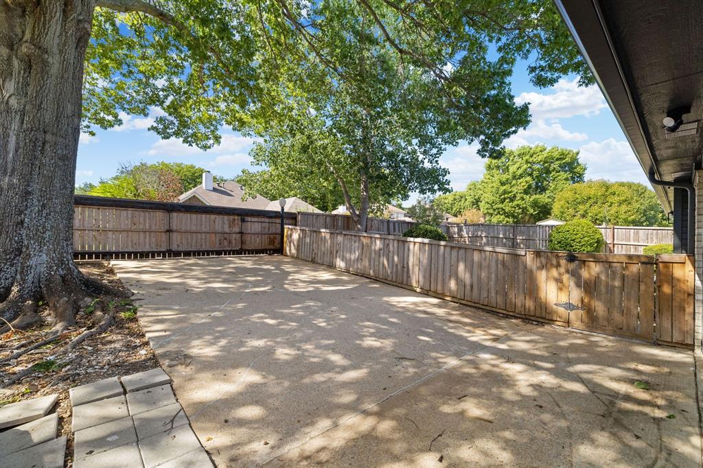 910 Blackstone Drive, Allen, TX 75002