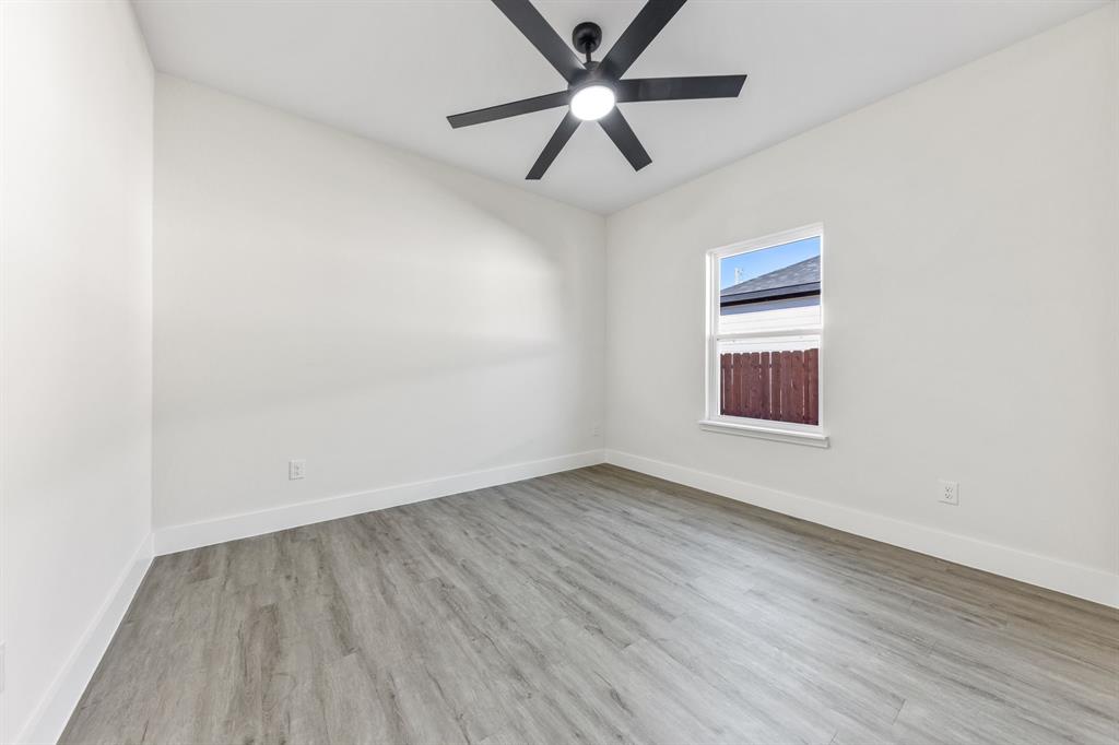315 Windjammer Road, Gun Barrel City, TX 75156