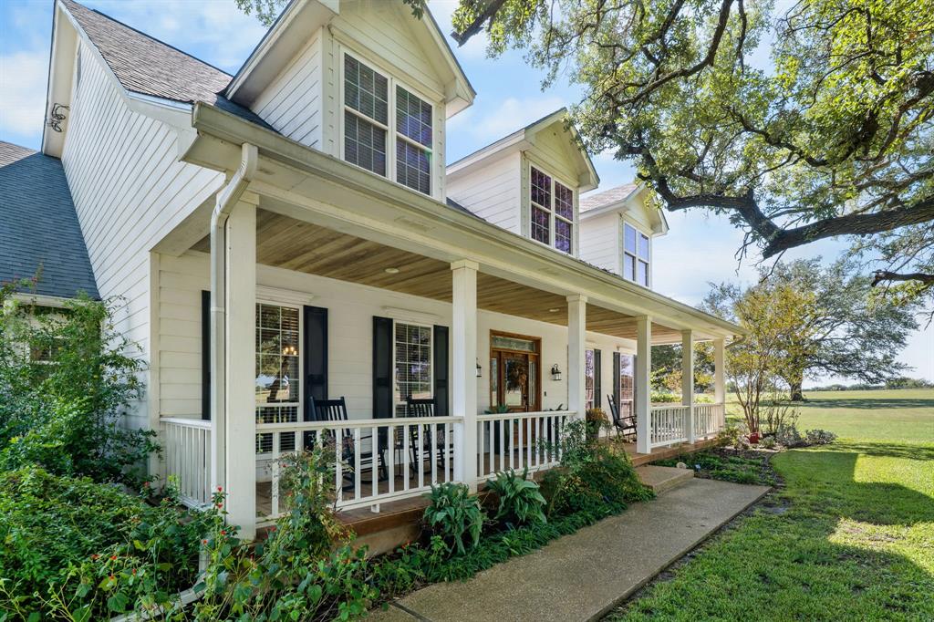 1540 Austin Hines Drive, China Spring, TX 76633