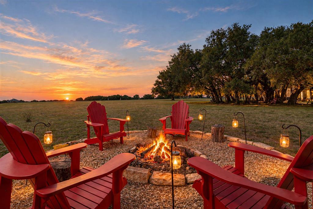1540 Austin Hines Drive, China Spring, TX 76633