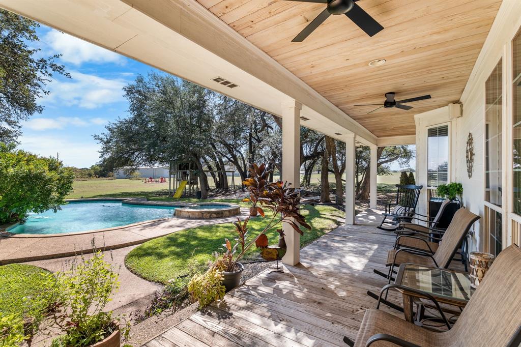 1540 Austin Hines Drive, China Spring, TX 76633