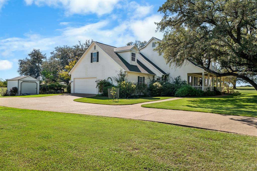 1540 Austin Hines Drive, China Spring, TX 76633