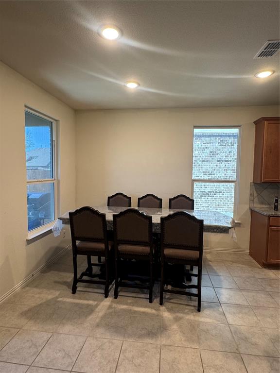Eat in kitchen area
