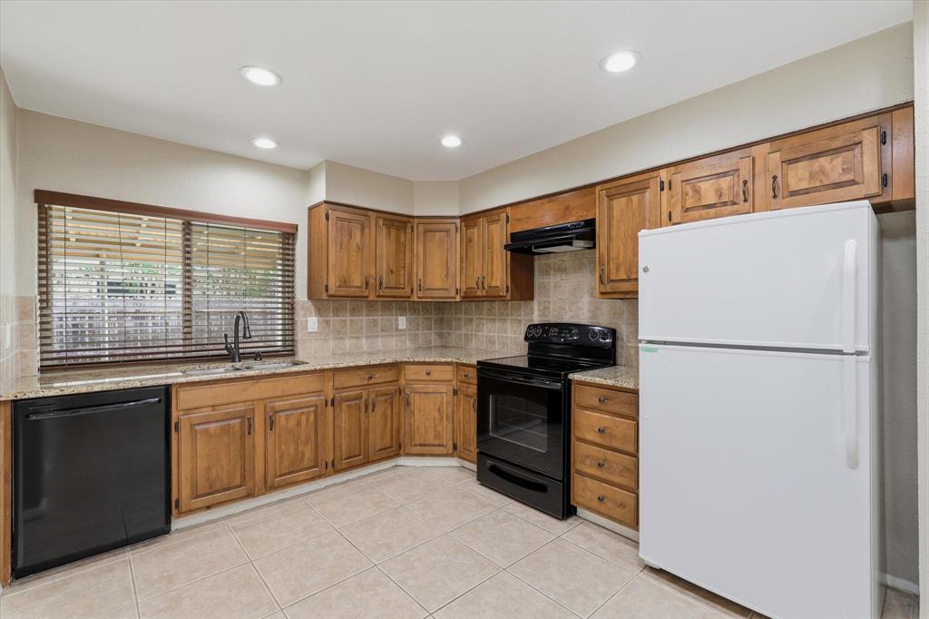 2906 Hazelwood Drive, Garland, TX 75044