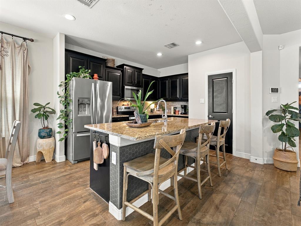 1505 Seabiscuit Drive, Granbury, TX 76049