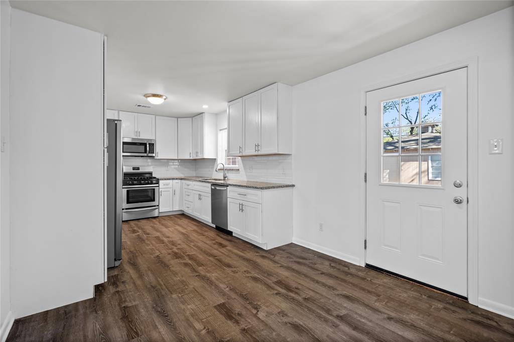 6439 Fisher Road, Dallas, TX 75214