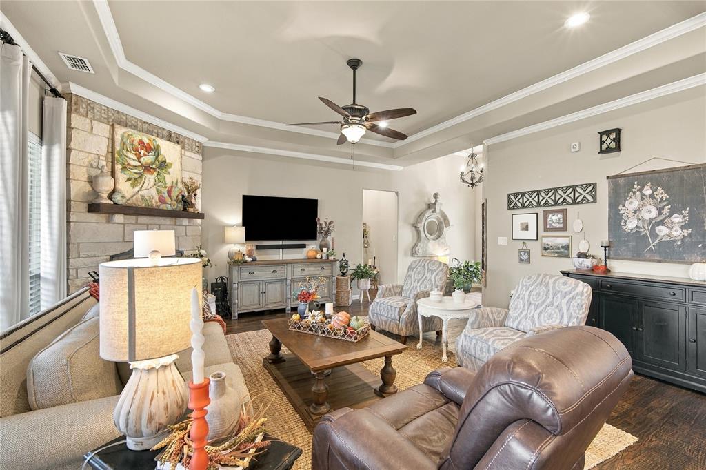 105 Piper Parkway, Waxahachie, TX 75165 105 Piper Parkway, Waxahachie, TX 75165